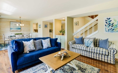 919 Inverness Village 2