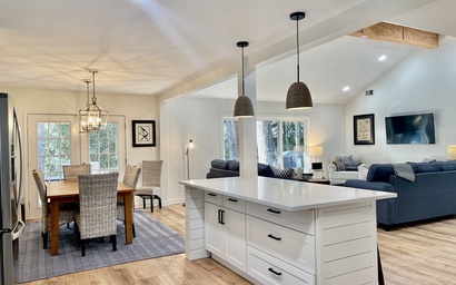 8 Dewberry Lane