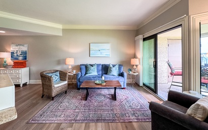 206 Captain's Quarters 10