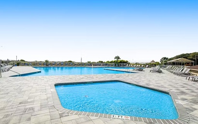 B245 Hilton Head Beach and Tennis