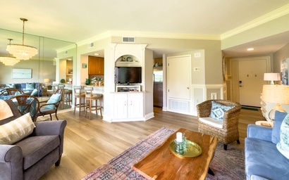 206 Captain's Quarters 9