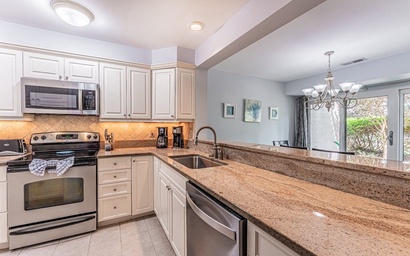 503 Plantation Club 6