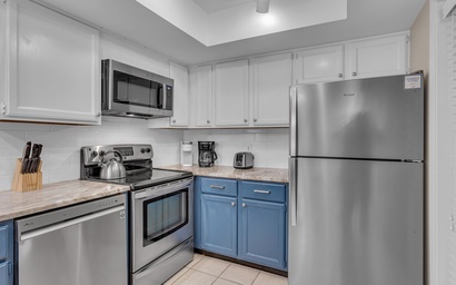 1671 St. Andrew's Common 5