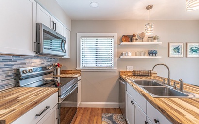 2373 Racquet Club 10