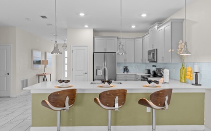 Luxury 9BD/5BA Home with Pool/Spa 181 6