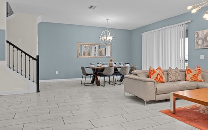 Luxury 9 bd/5 Bath with private Pool and Spa 179 4