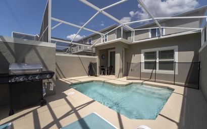 Brand New Luxury 5 Bedroom pool Home 272