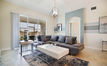 Luxury 2BR Condo | First Floor | Balcony 169