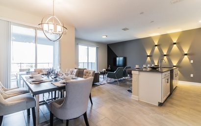 Luxury 4 bedroom 3 bath heated pool Home 168 5