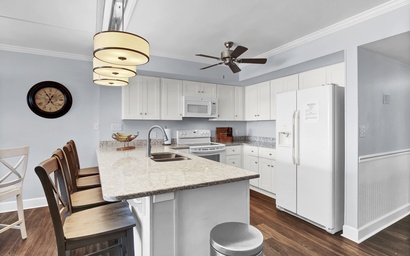 Pelican Watch 1102 5