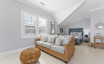 Marsh Harbour Inn-Savannah Retreat 6