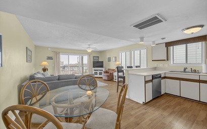 Island North B9 8