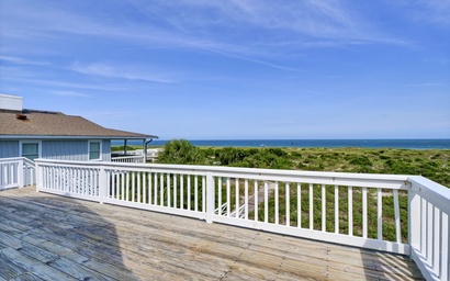 Southern Exposure Beachfront Cottage 2