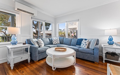 Marsh Harbour Inn-Royal Palm Suite 2