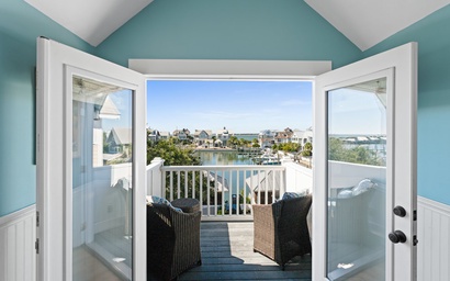 Marsh Harbour Inn-Captains Quarters 5