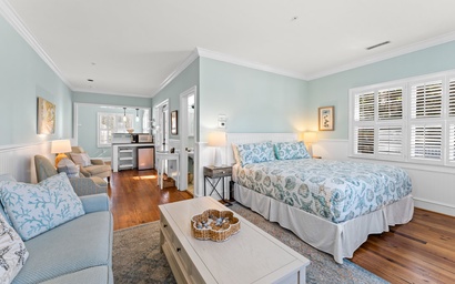 Marsh Harbour Inn-Blockade Runner