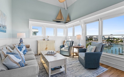 Marsh Harbour Inn-Pinnacle Suite