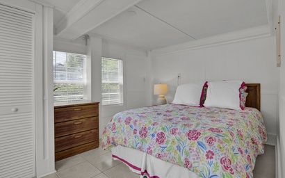 Southern Exposure Beachfront Cottage 4