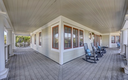 Beacon Point Inn-Main House 6