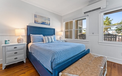 Marsh Harbour Inn-Royal Palm Suite 4