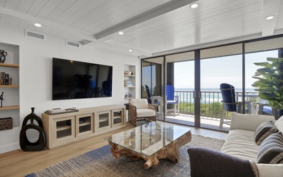 Station One - 3J Ocean's Edge