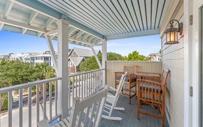 Marsh Harbour Inn-Ship Watch 8