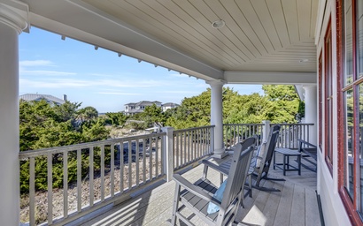 Beacon Point Inn-Main House 9