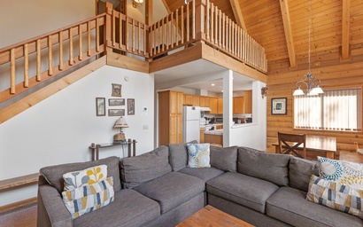 Lake View Mountain Cabin 4