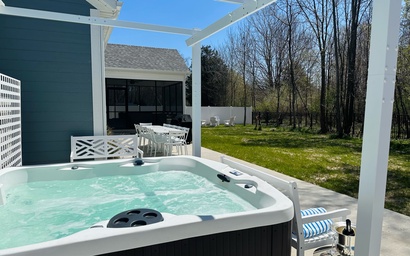 Blue Hill Cottage
