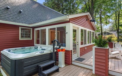 Featured Property Frogmore Cottage 17