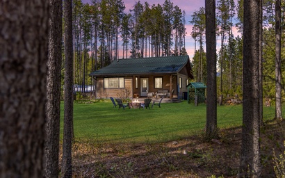 Cozy Coram Cottage