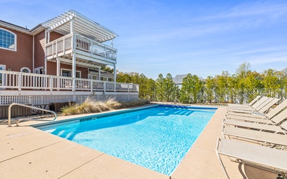 Sunny Dunes Retreat