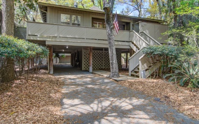 1023 Sparrow Pond Cottage Wooded View