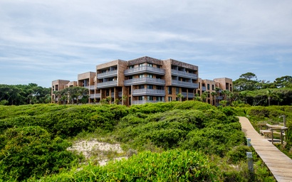 2476 Shipwatch Oceanfront Villa