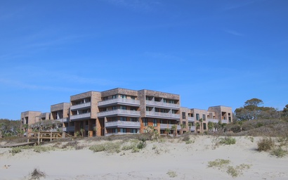 2473 Shipwatch Oceanfront Villa