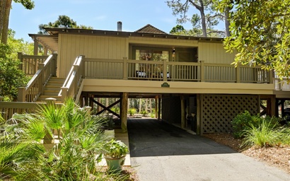 Featured Property 1045 Sparrow Pond Lagoon View