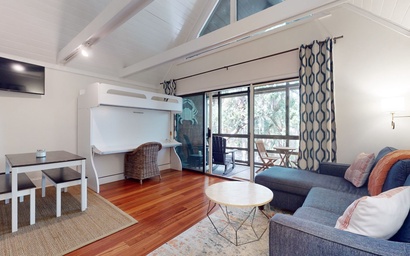 Featured Property 4285 Mariners Watch Villa Woodland View