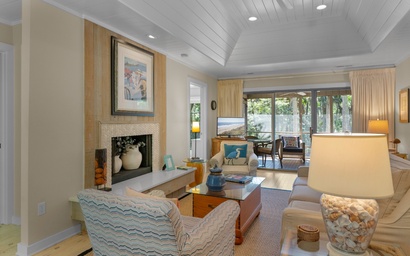 Featured Property 1045 Sparrow Pond Lagoon View