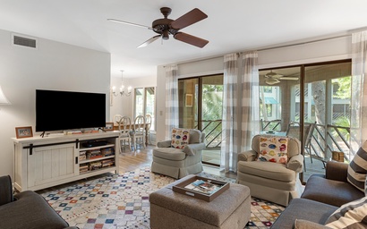 4741 Tennis Club Villa Wooded View