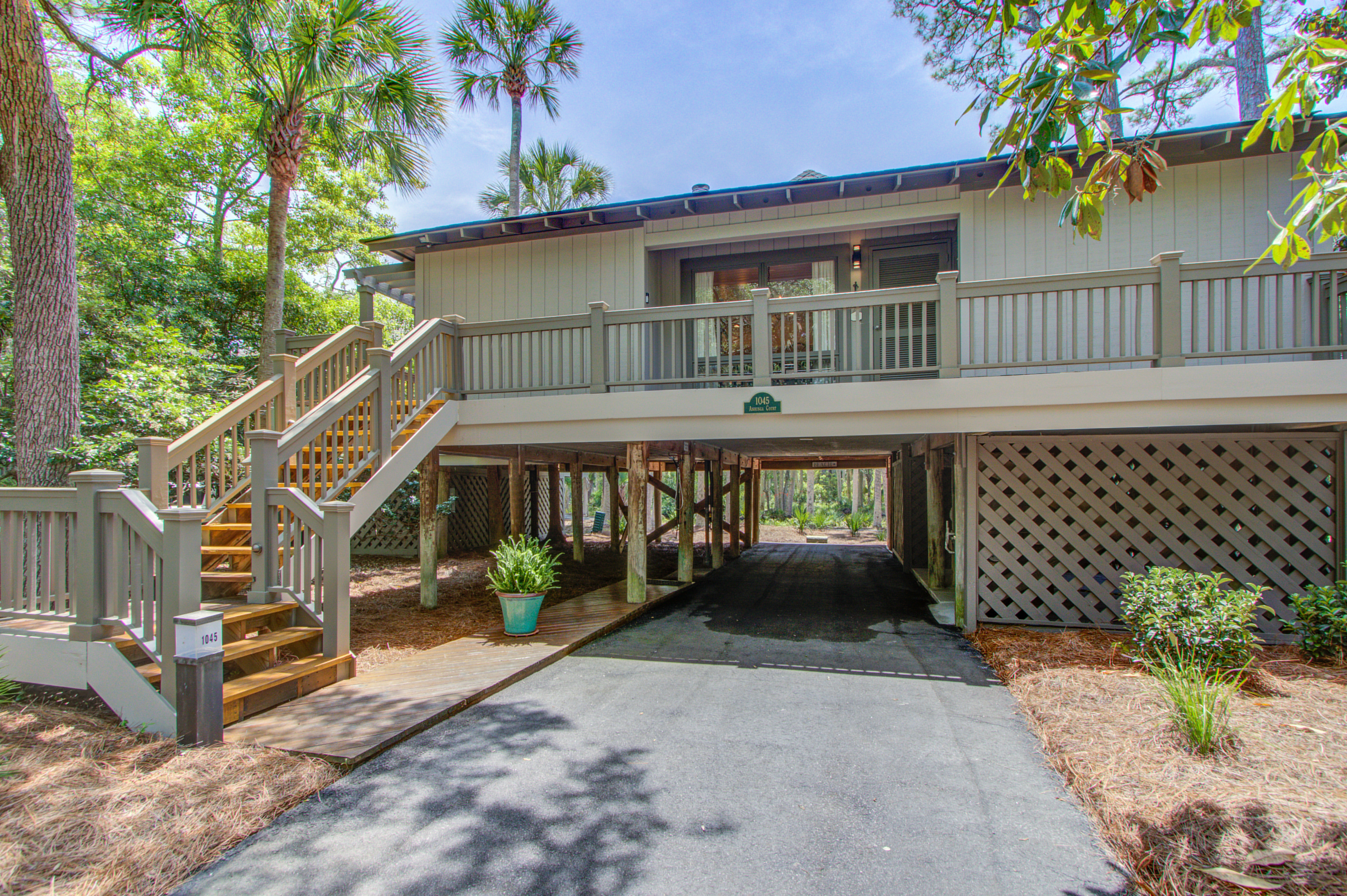 1045 Sparrow Pond Lagoon View