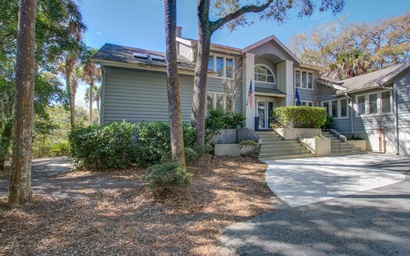 Featured Property 205 Glen Abbey