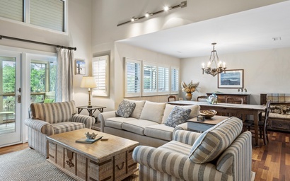 4560 Parkside Villa Lagoon View