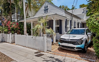 The Gilded Pineapple 4