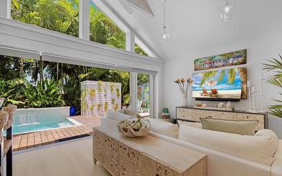 Flight of the Flamingo 4