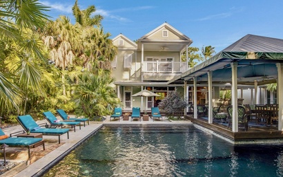 The Royal Compound 4