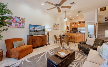 Southernmost Palms 3