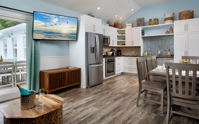 The Duke & The Queen 4