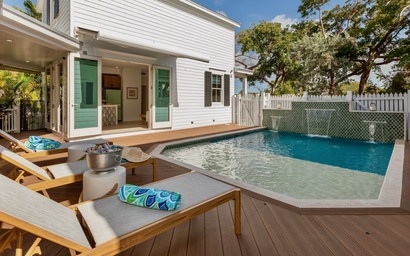 The Three Mermaids 4