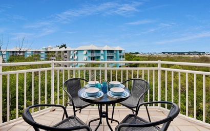 The Lark's Landing 5