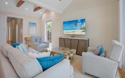 Blue Heron's Hideout 4